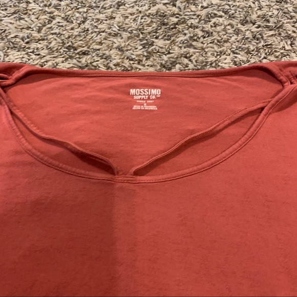 TEE - Picture 5 of 7